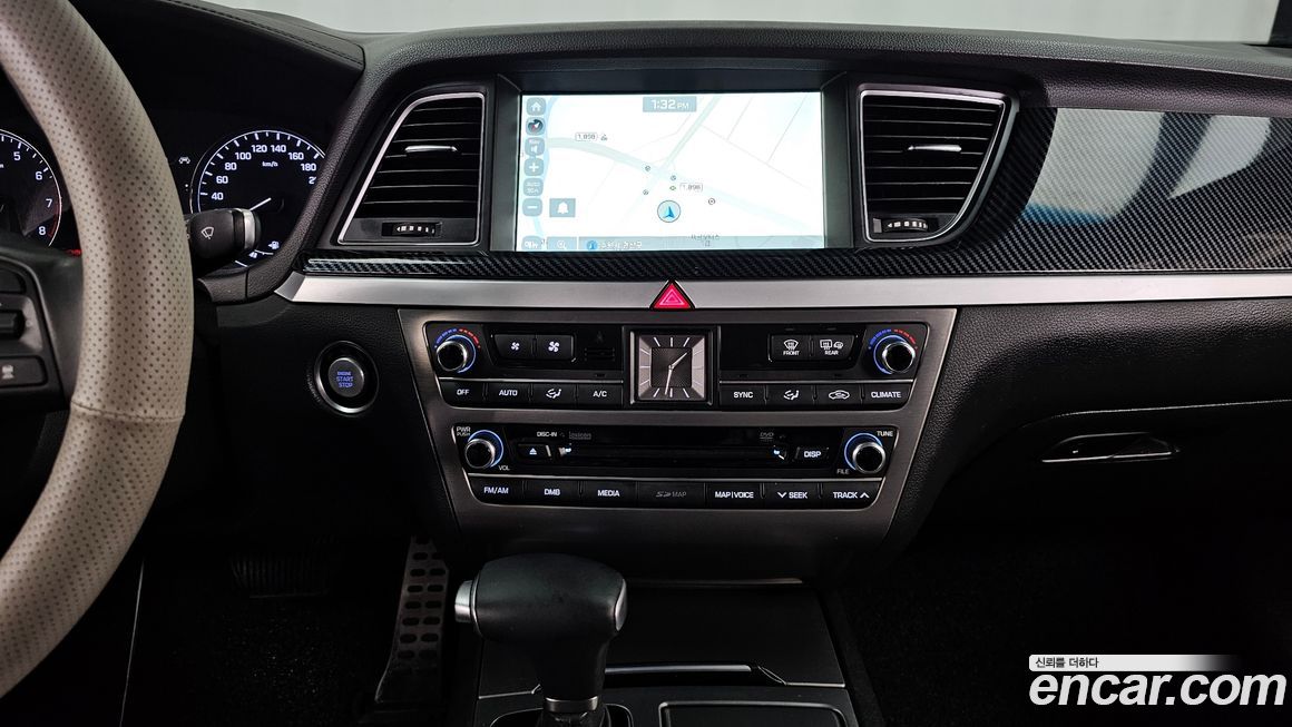 Hyundai Genesis 2014