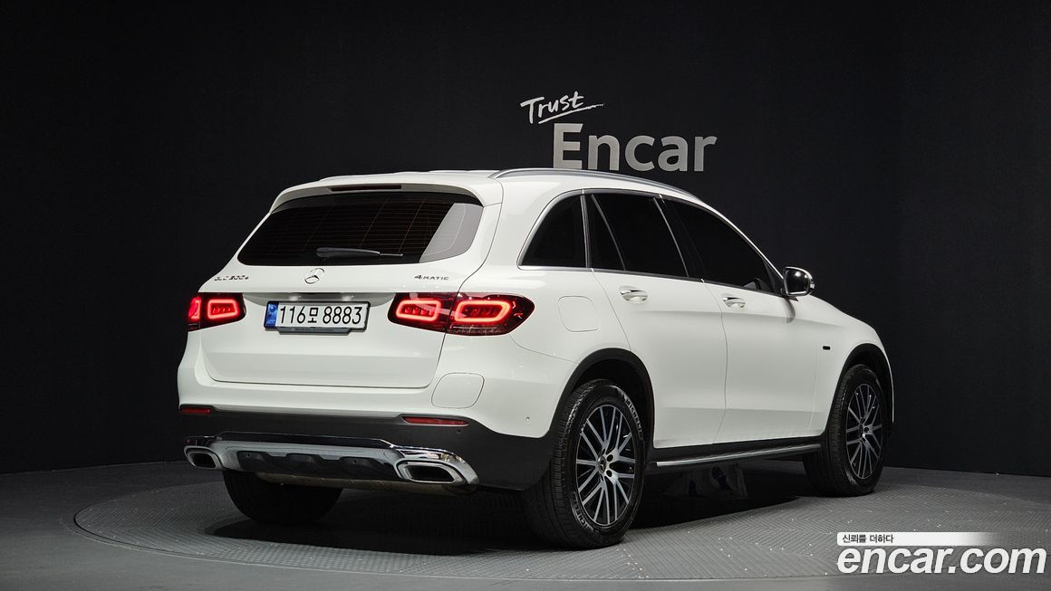 Mercedes-Benz GLC-Class 2020