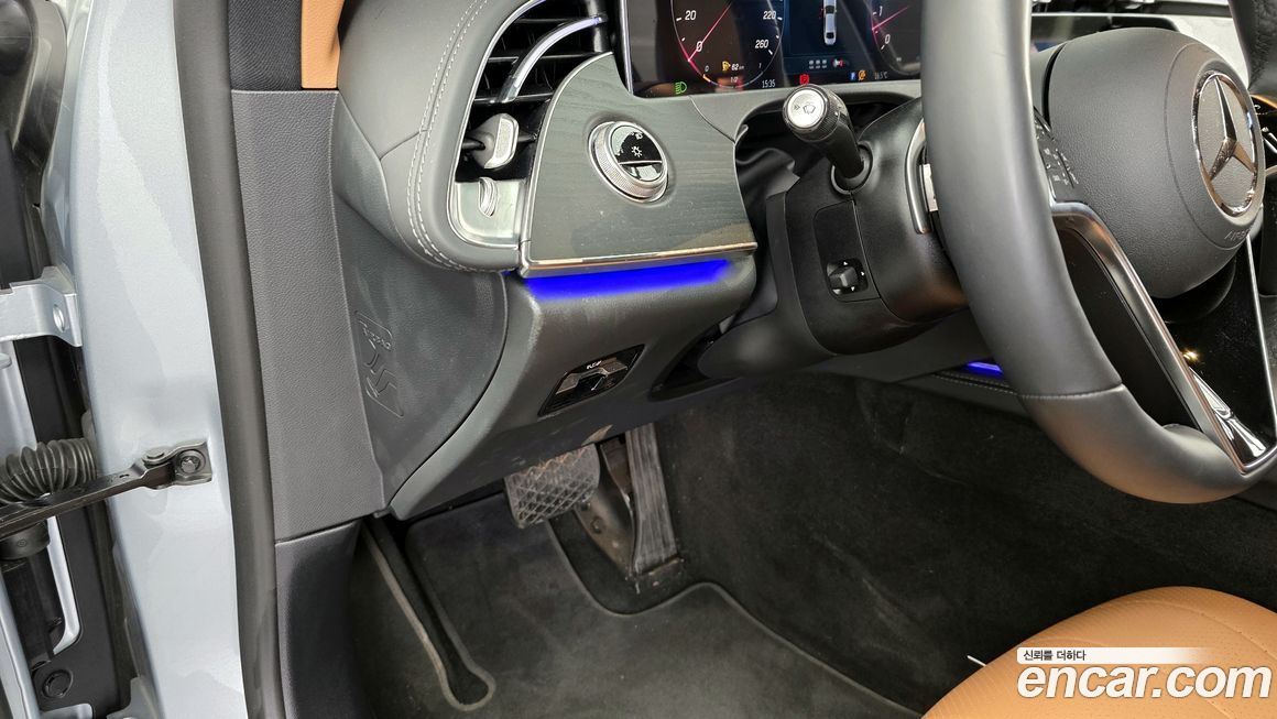 Mercedes-Benz E-Class 2025