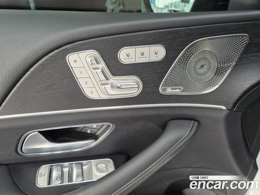 Mercedes-Benz GLE-Class 2023