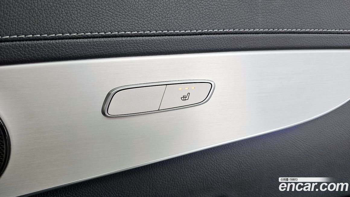 Mercedes-Benz GLC-Class 2020