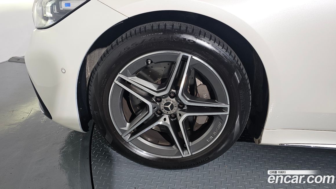 Mercedes-Benz S-Class 2022