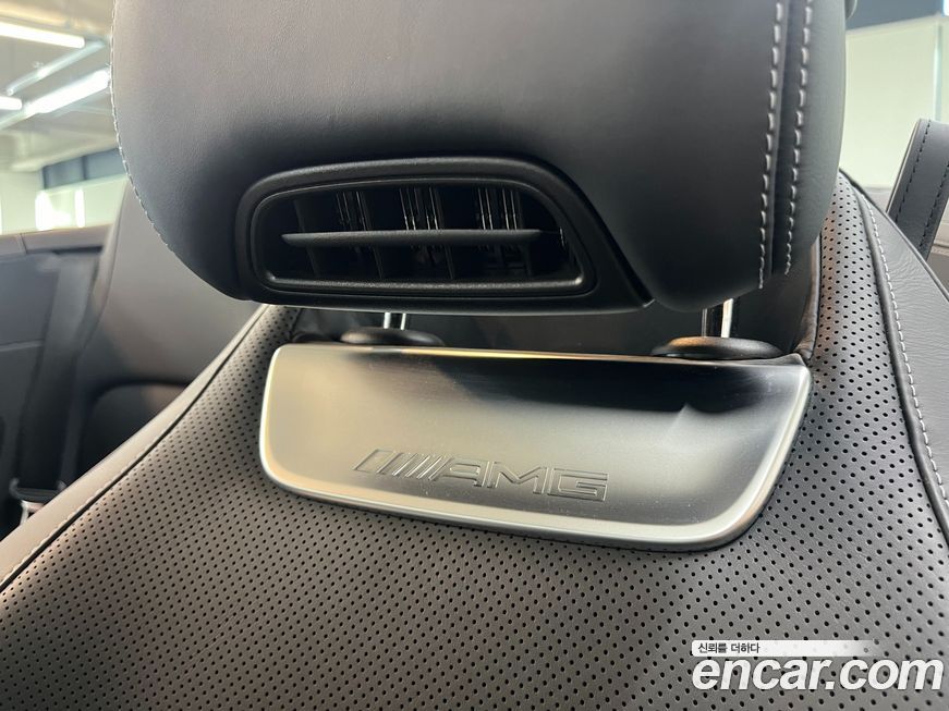 Mercedes-Benz SL-Class 2023