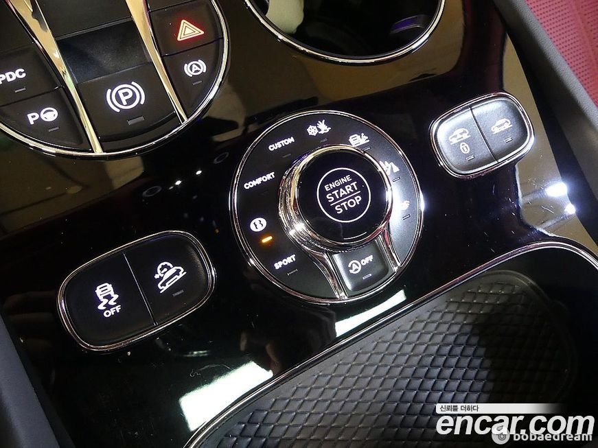 Bentley Bentayga 2023