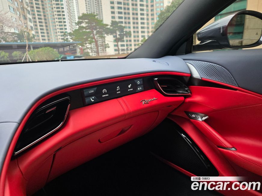 Ferrari Roma 2021