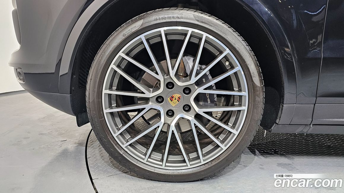 Porsche Cayenne 2022