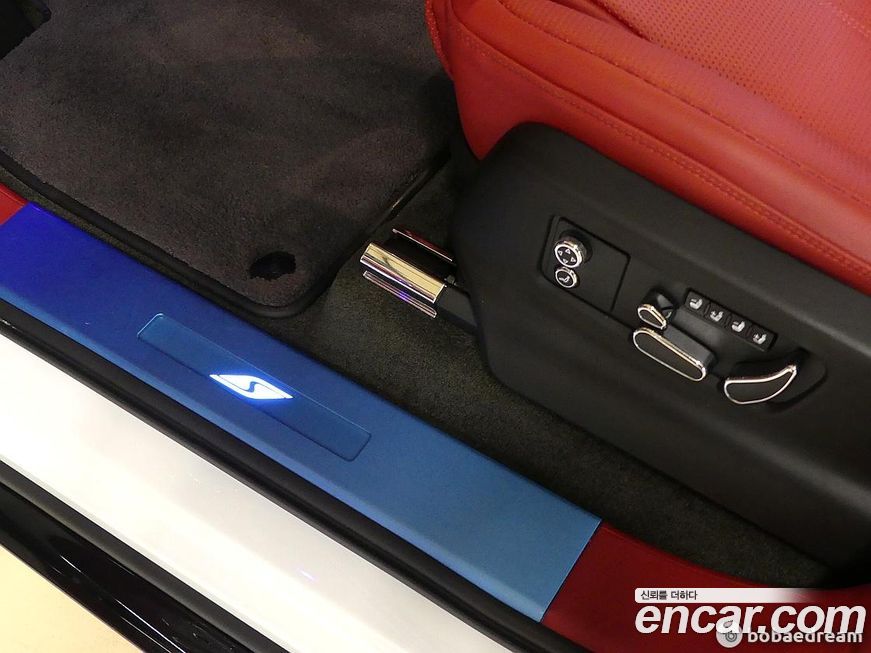 Bentley Bentayga 2023