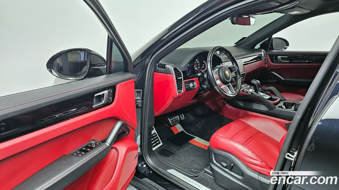 Porsche Cayenne 2022