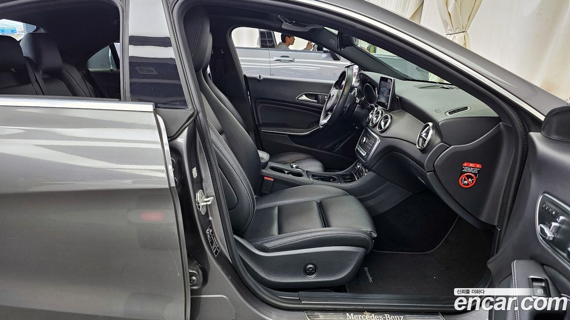 Mercedes-Benz CLA-Class 2017