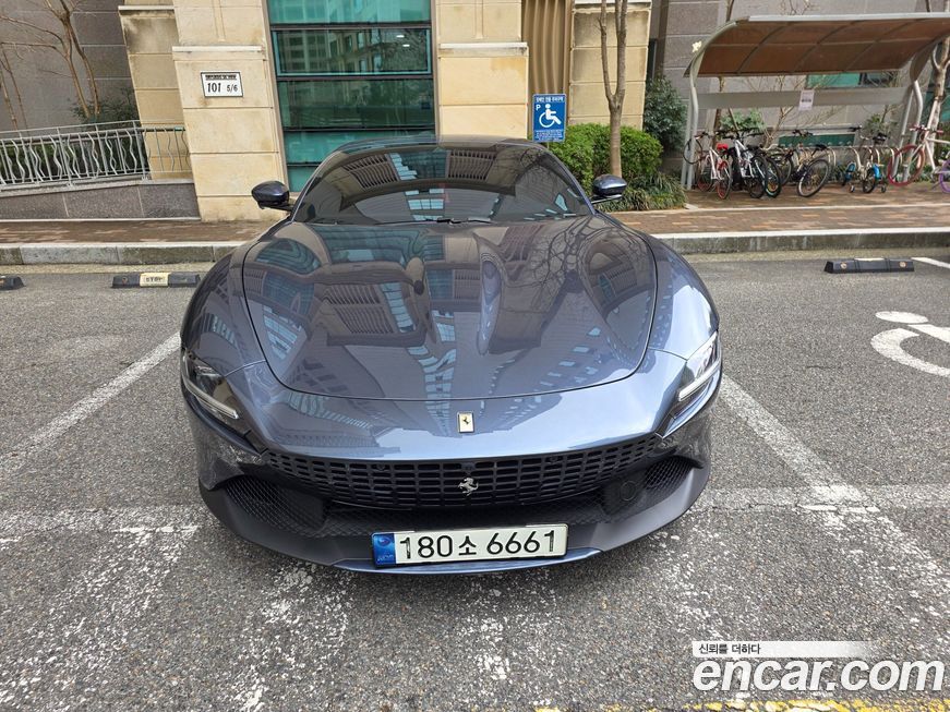 Ferrari Roma 2021