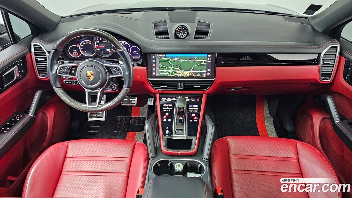 Porsche Cayenne 2022