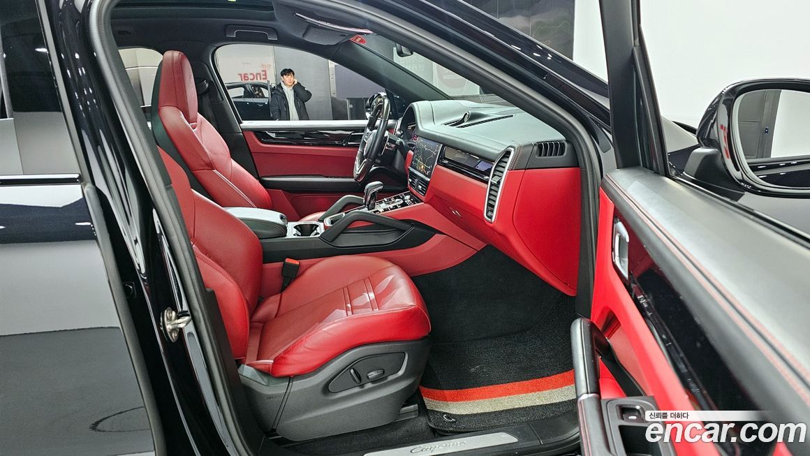 Porsche Cayenne 2022