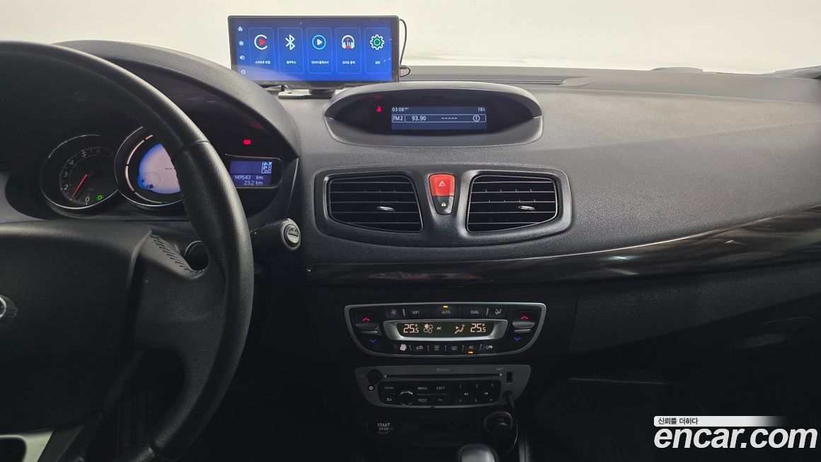 Renault-KoreaSamsung SM3 2014