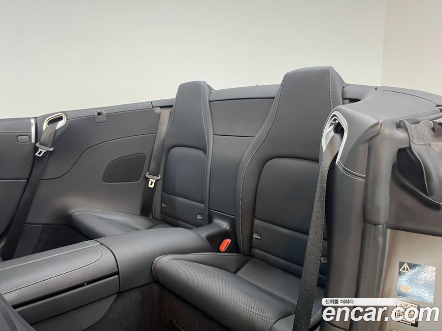 Mercedes-Benz SL-Class 2023