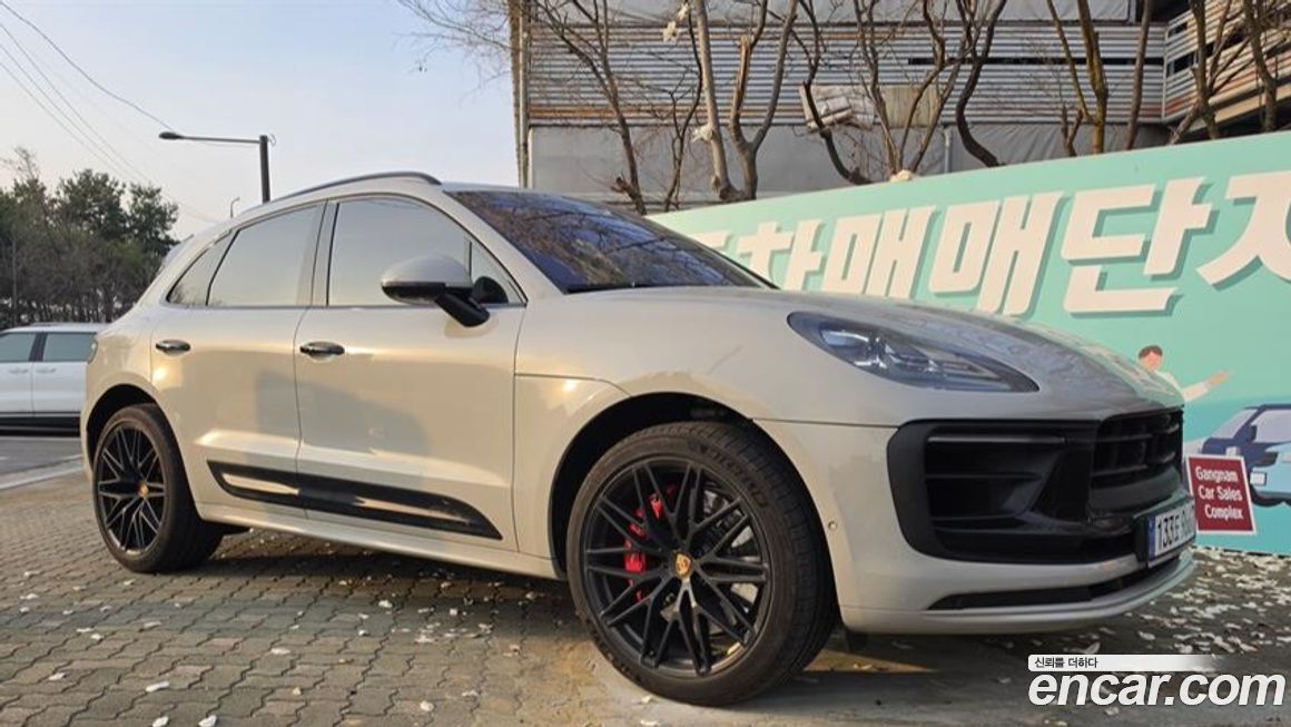 Porsche Macan 2023