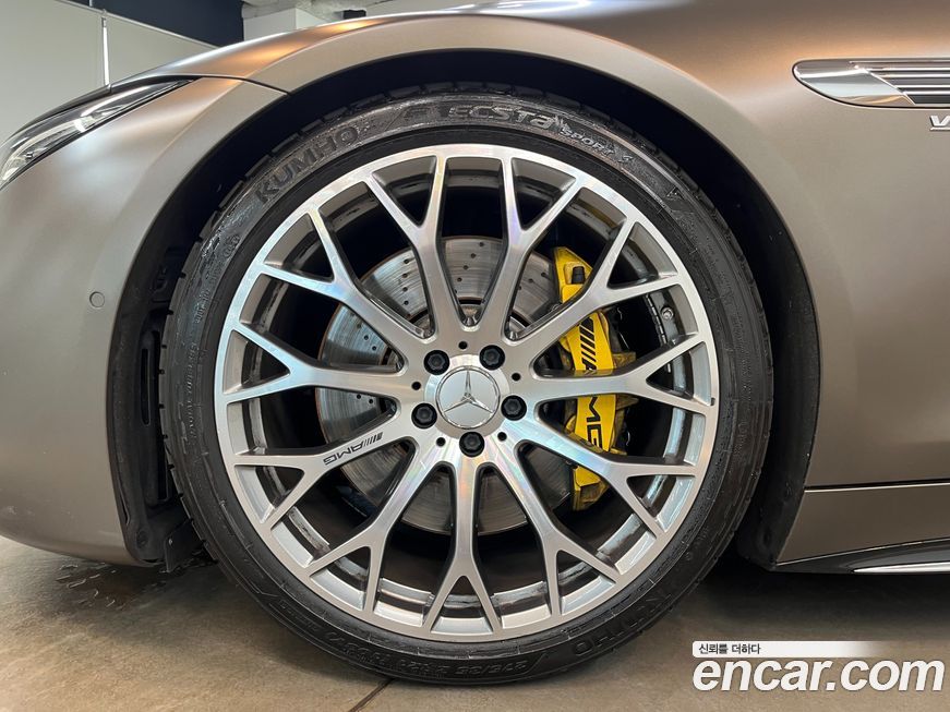 Mercedes-Benz SL-Class 2023