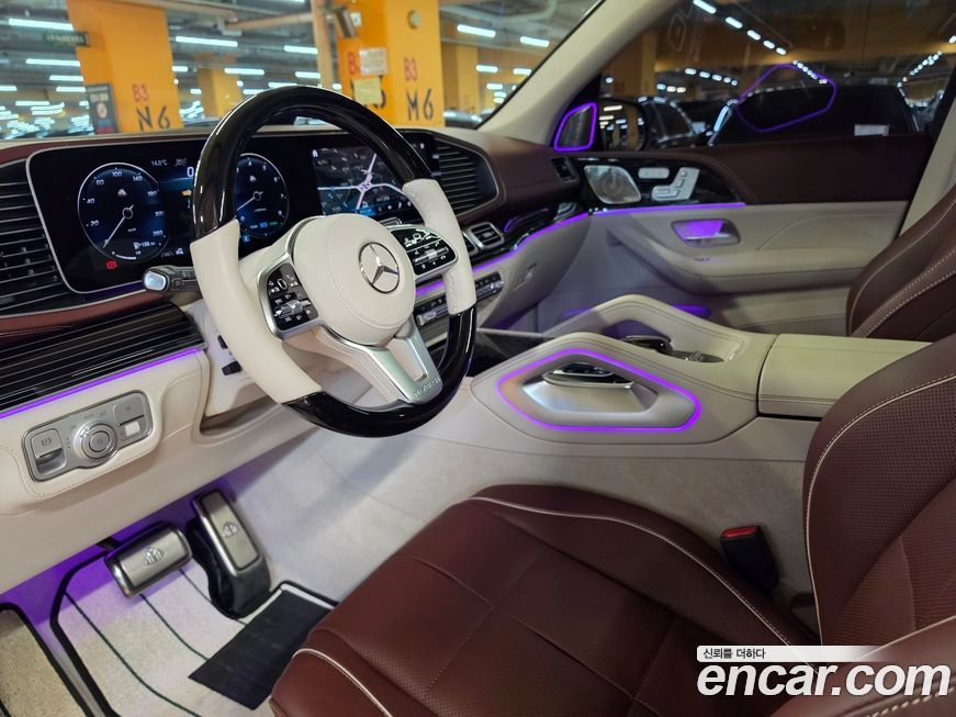 Mercedes-Benz GLS-Class 2023