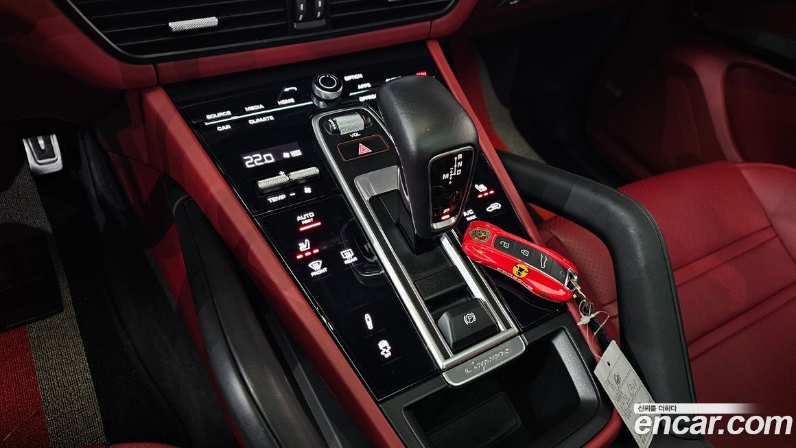 Porsche Cayenne 2022