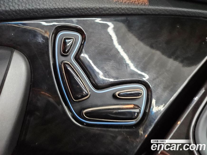 Hyundai Grandeur 2012