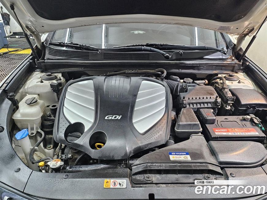 Hyundai Grandeur 2012