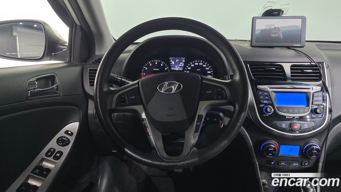 Hyundai Accent 2011