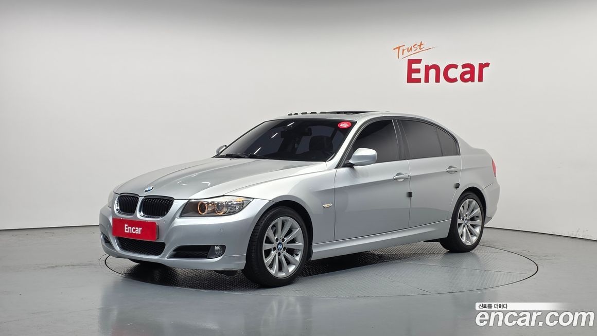 BMW 3-Series 2011