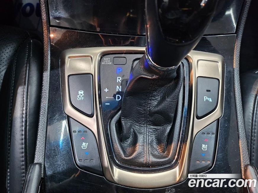 Hyundai Grandeur 2012