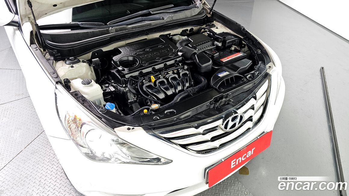 Hyundai Sonata 2011