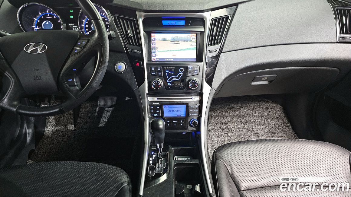 Hyundai Sonata 2011