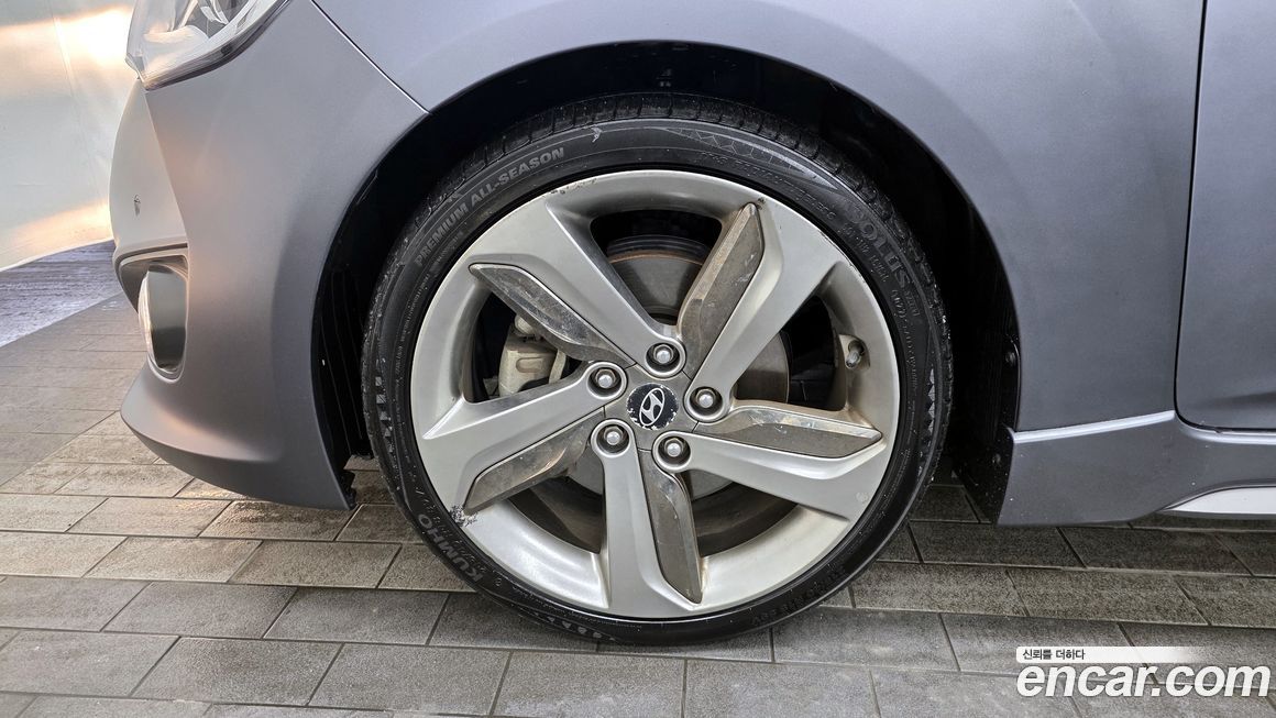 Hyundai Veloster 2014