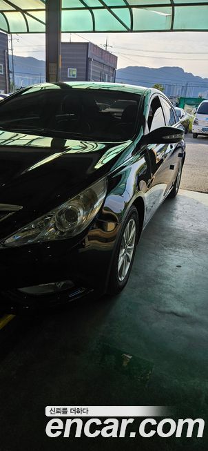 Hyundai Sonata 2010