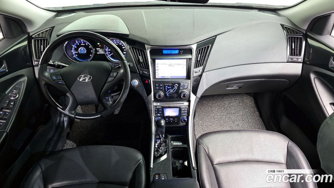 Hyundai Sonata 2011