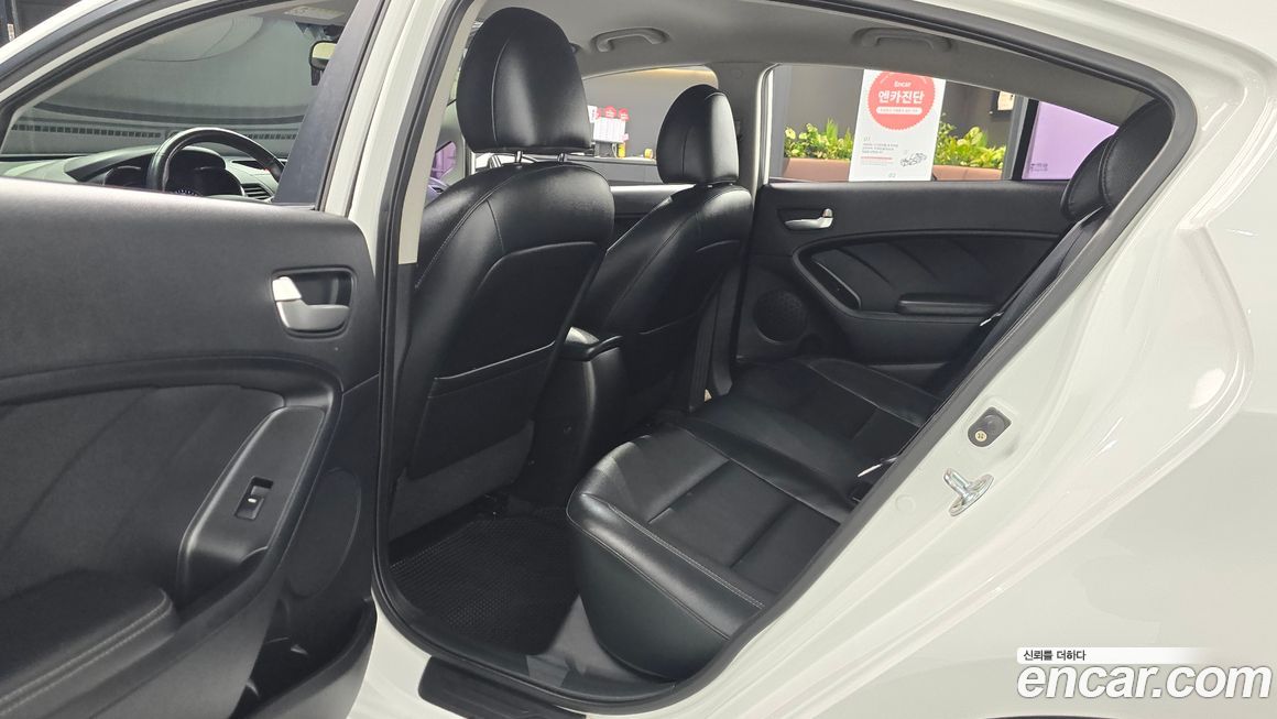 Kia K3 2013