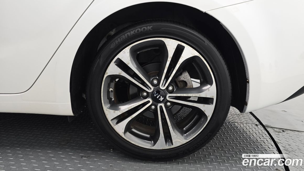 Kia K3 2013