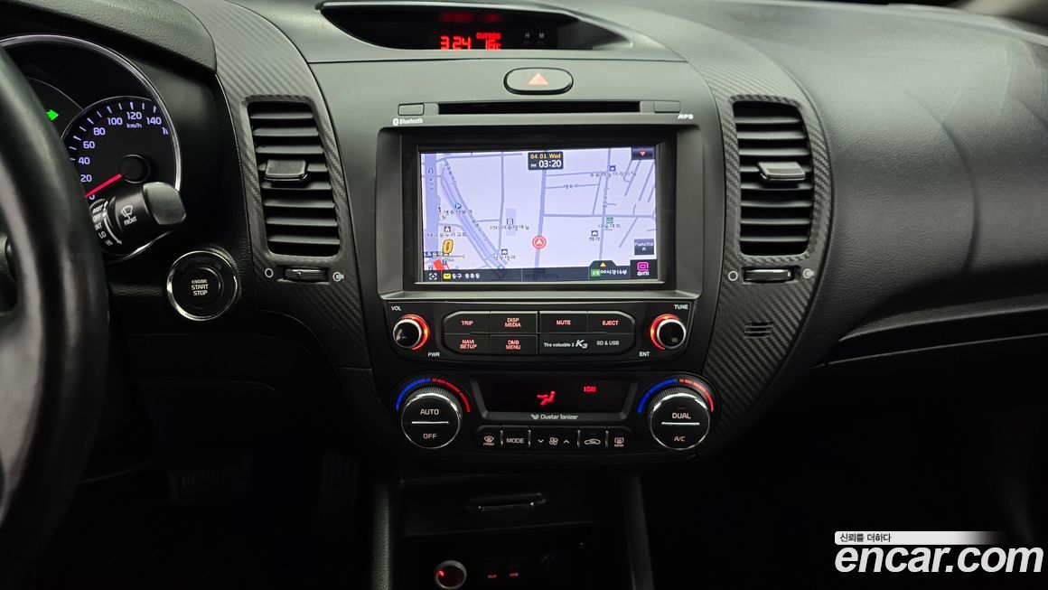 Kia K3 2013