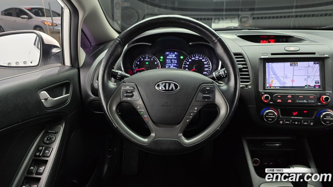 Kia K3 2013