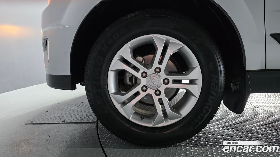 KG_Mobility_Ssangyong KORANDO 2013