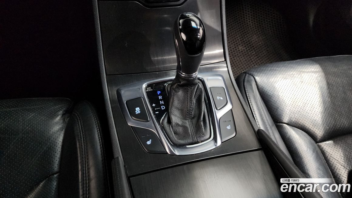 Hyundai Grandeur 2016