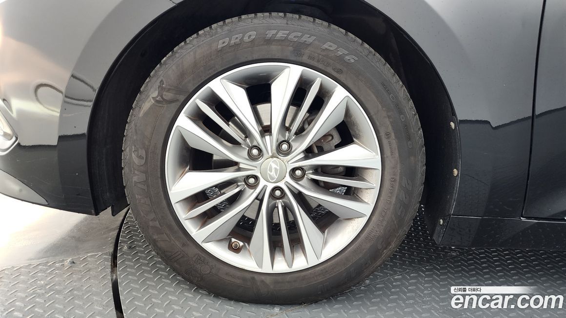 Hyundai Grandeur 2016