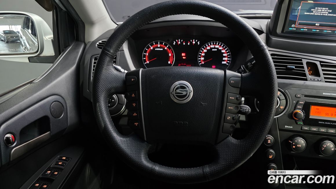 KG_Mobility_Ssangyong KORANDO 2013