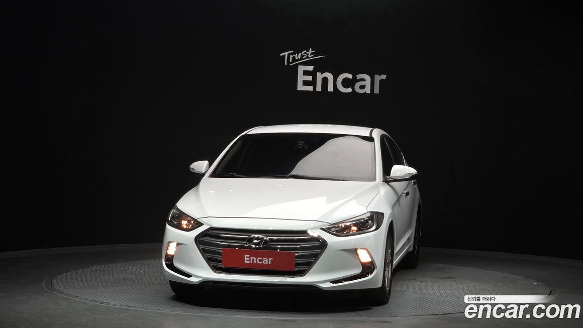 Hyundai AVANTE 2016