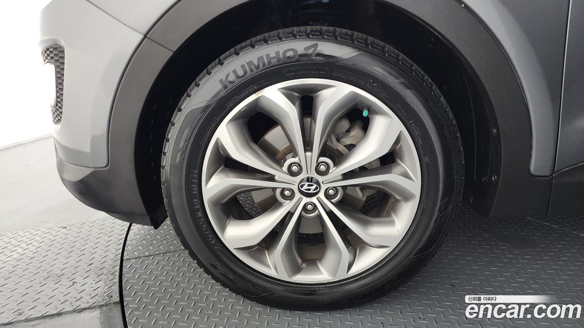 Hyundai Santafe 2013