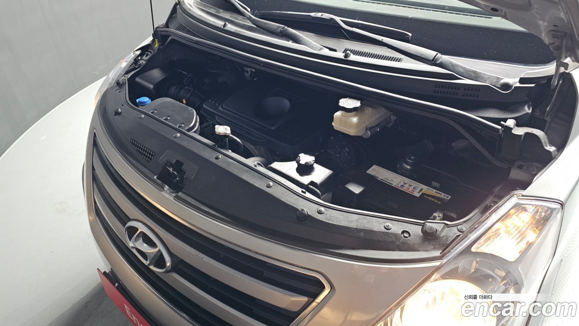 Hyundai Starex 2016