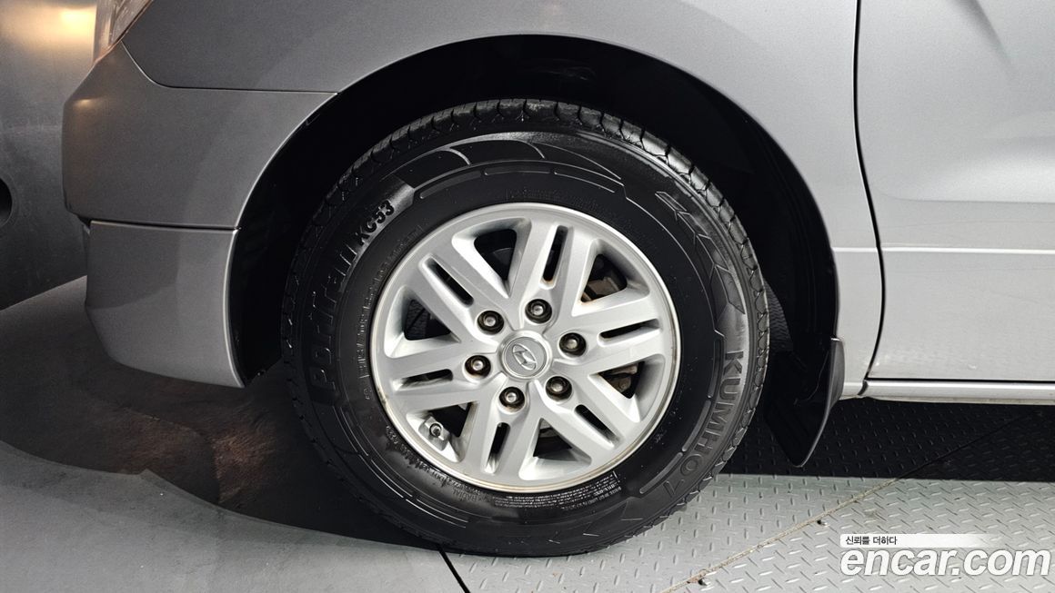 Hyundai Starex 2016