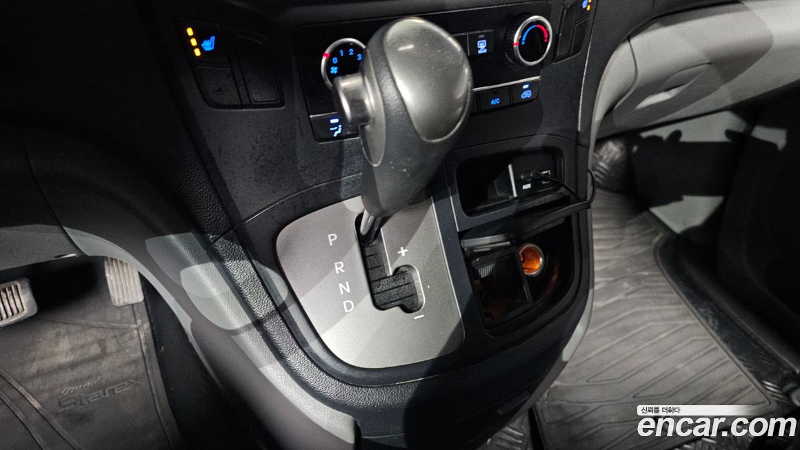 Hyundai Starex 2016