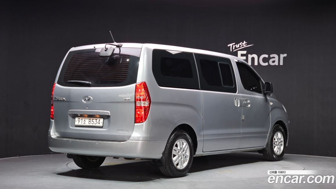 Hyundai Starex 2016
