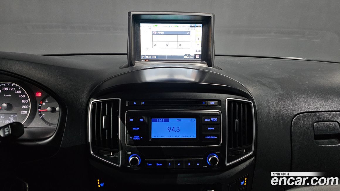 Hyundai Starex 2016