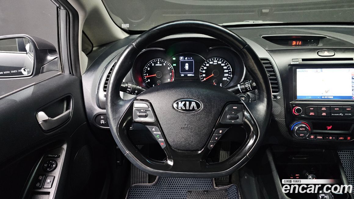 Kia K3 2016