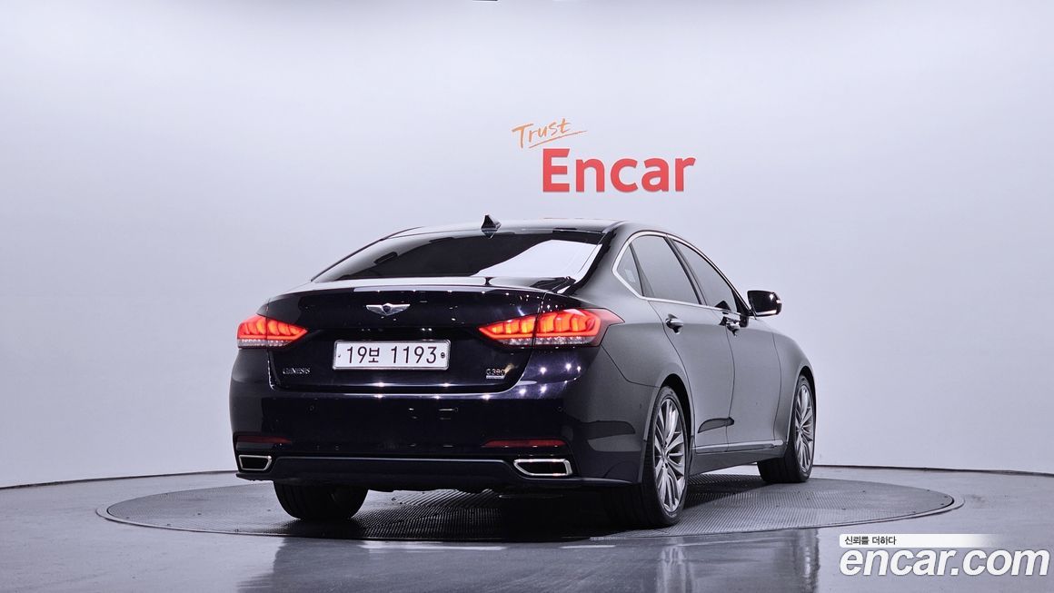 Hyundai Genesis 2016