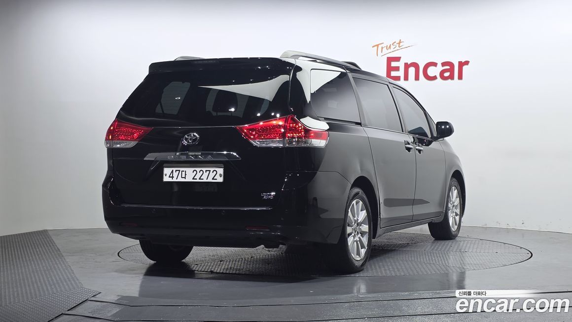 Toyota Sienna 2014